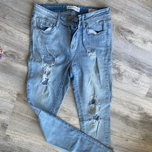 Bullhead Lowrise Skinny Jeans